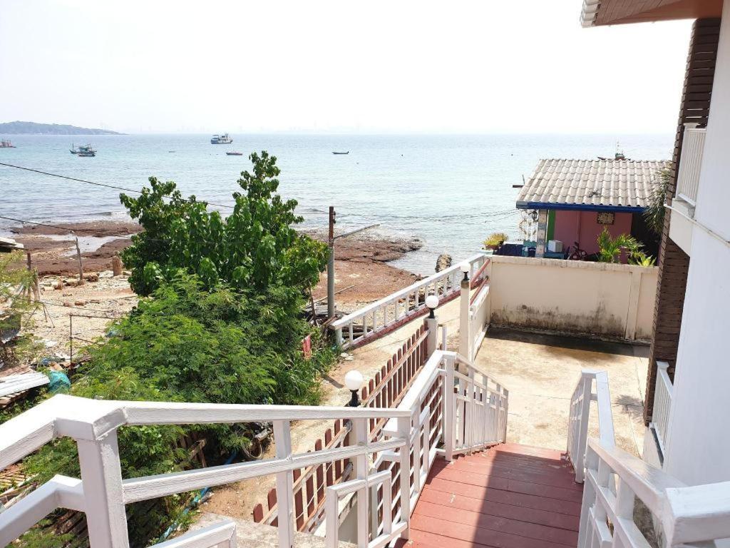 Sea Beach Koh Larn 2 Hotel Bagian luar foto