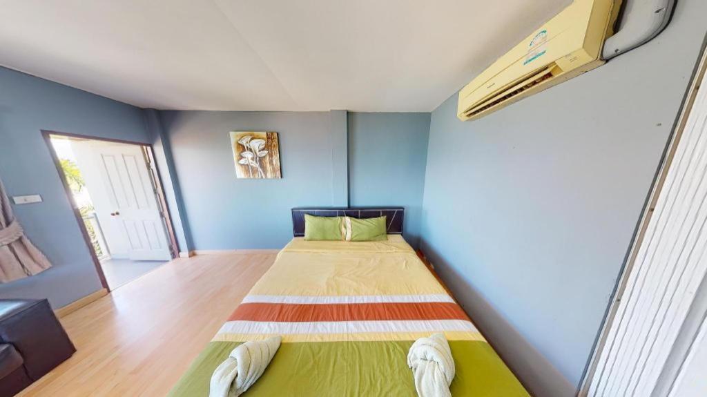 Sea Beach Koh Larn 2 Hotel Bagian luar foto